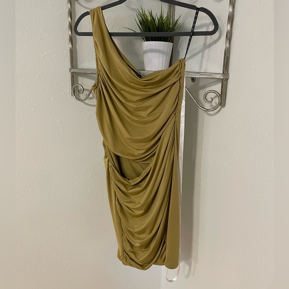 NWT Missguided One Shoulder Wrap Dress - Picture 5 of 5